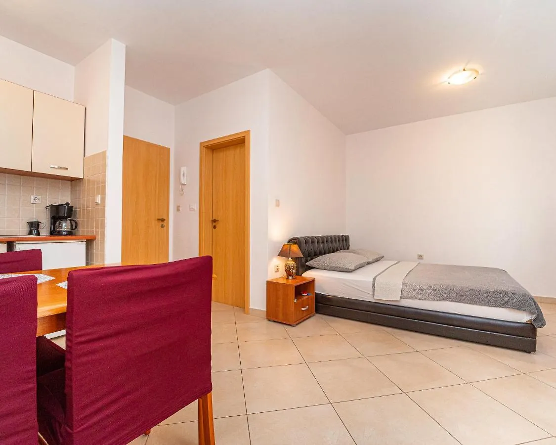 Apartments Baresic Medulin