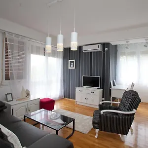 Macho Apartament Split